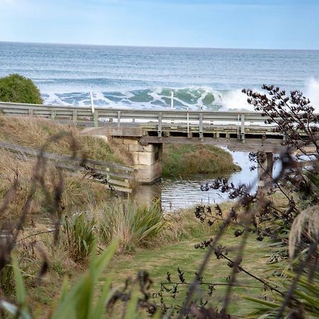 Old Bones Lodge Oamaru Exteriör bild