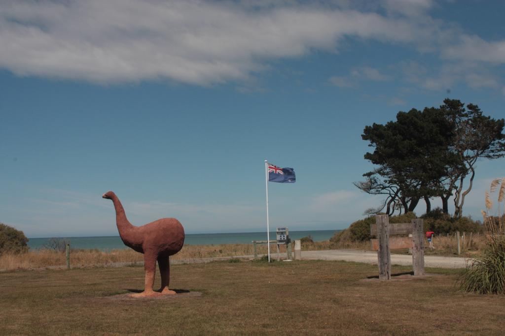 Old Bones Lodge Oamaru Exteriör bild
